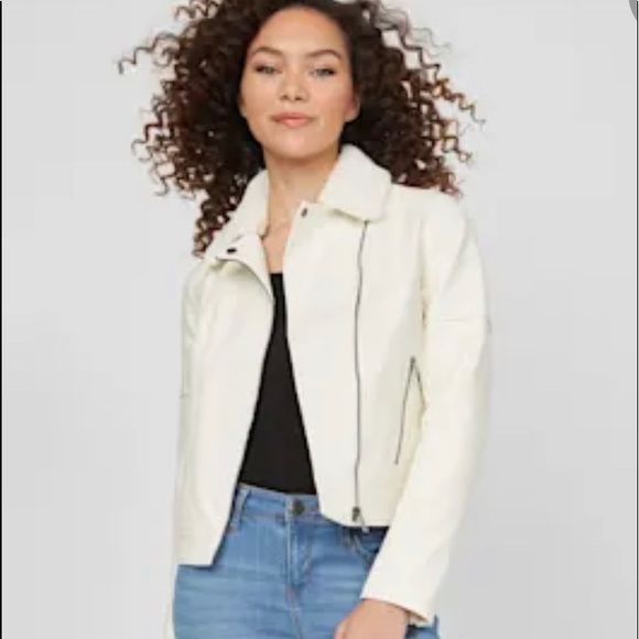 Guess leather Milky white AAmina Pu jacket - Picture 6 of 16